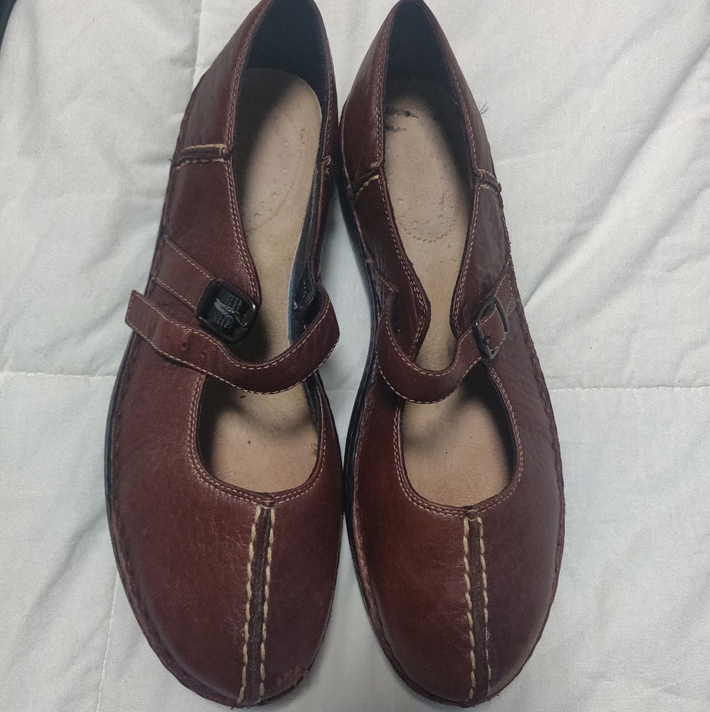 Women's Clarks Leather Mary Jane Flats